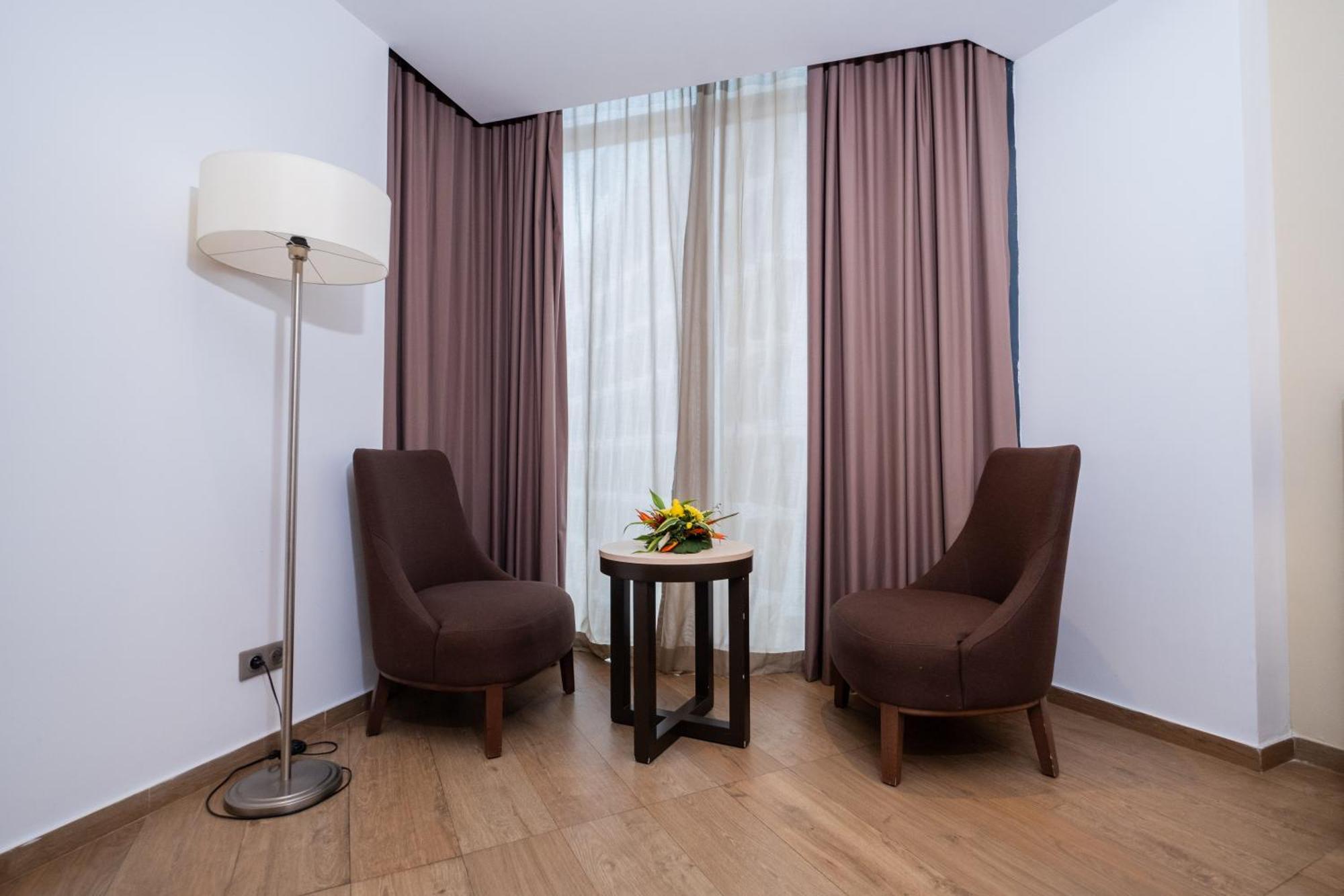 Azalai Hotel Abidjan Luaran gambar