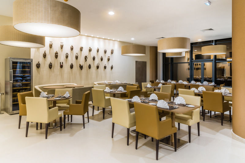 Azalai Hotel Abidjan Luaran gambar