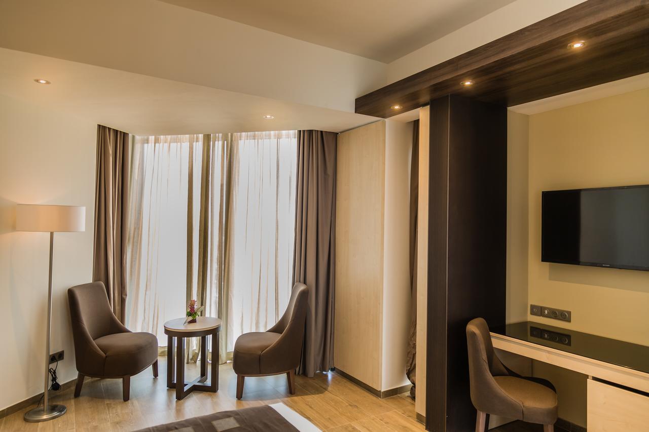 Azalai Hotel Abidjan Luaran gambar