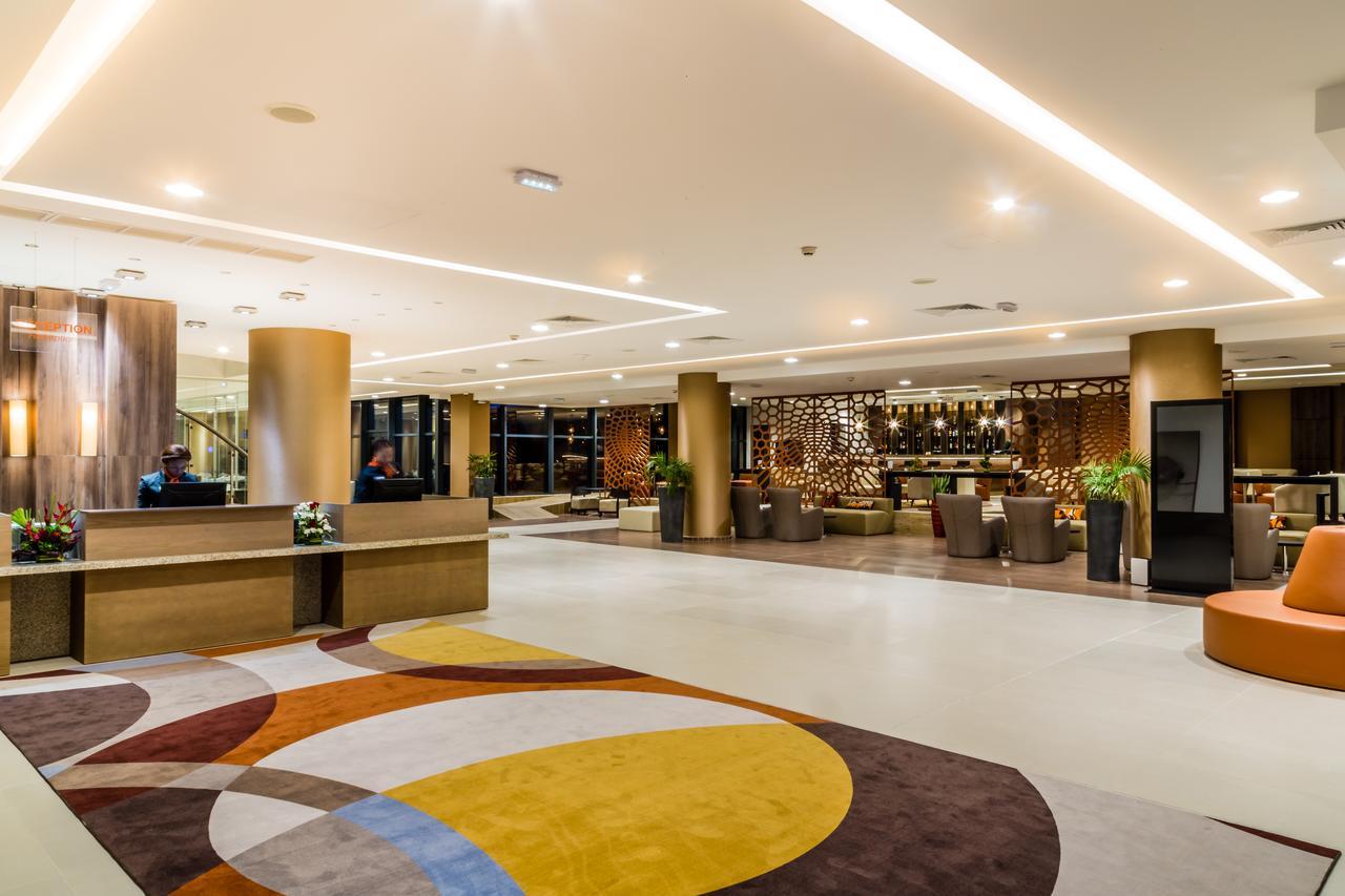 Azalai Hotel Abidjan Luaran gambar
