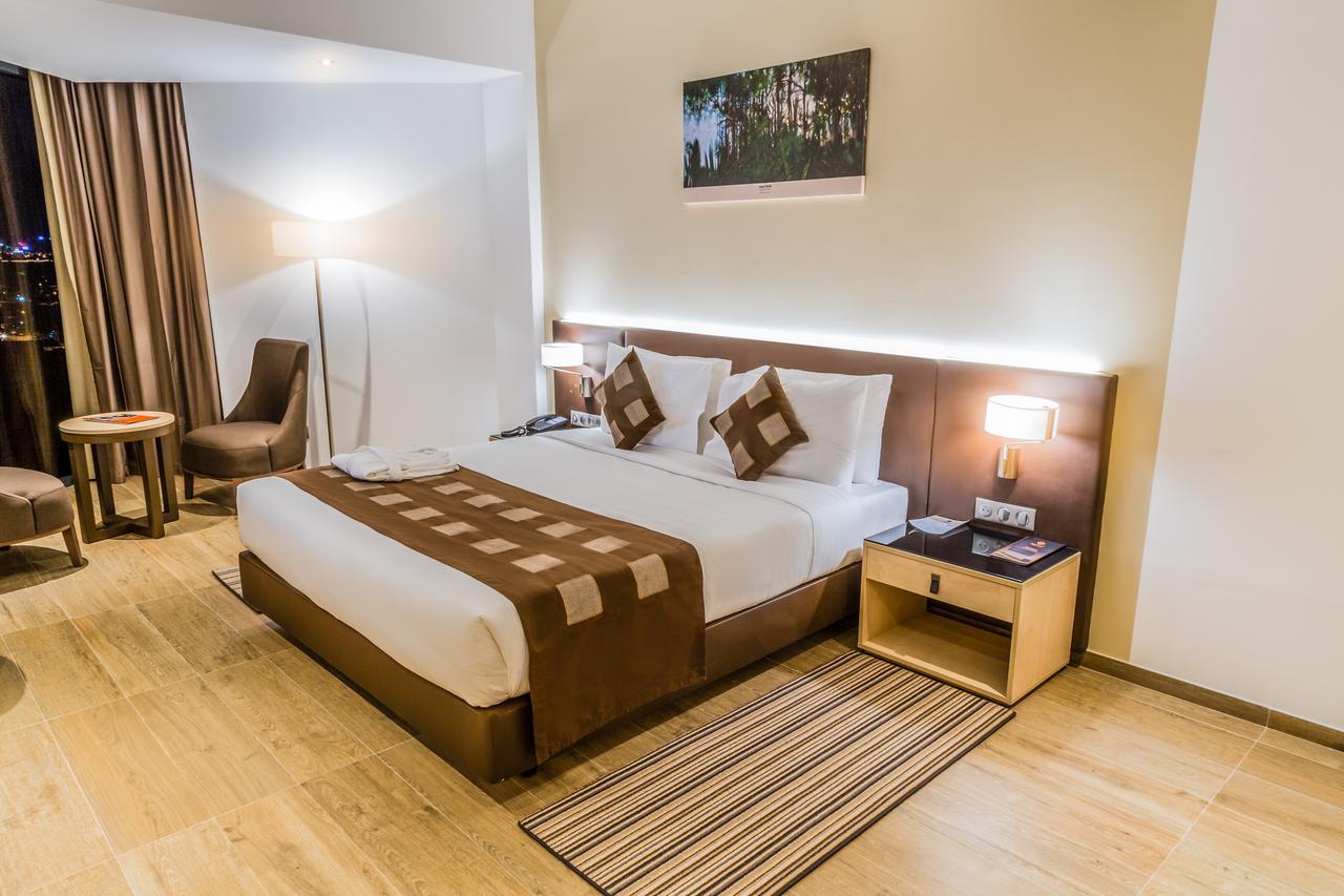 Azalai Hotel Abidjan Luaran gambar